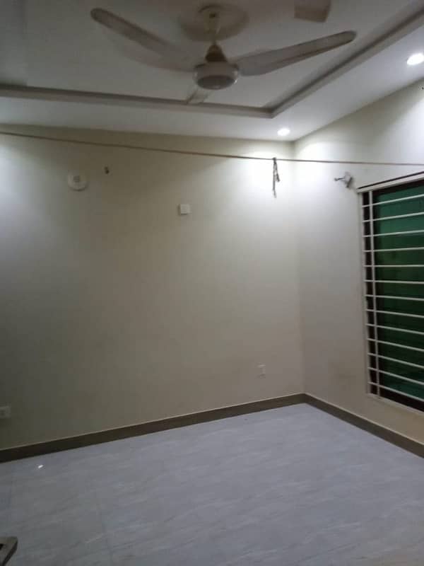 152 SQ YARDS HOUSE FOR RENT PRECINCT-11A Bahria Town Karachi. 3