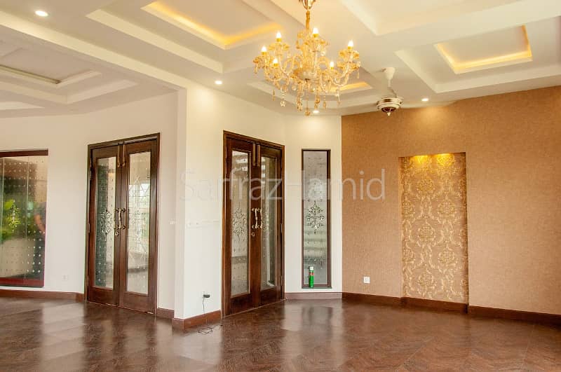 Kanal House In Phase 4-cc-For Rent 5