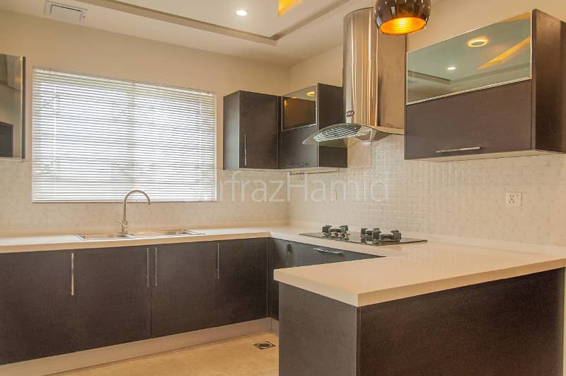 Kanal House In Phase 4-cc-For Rent 10