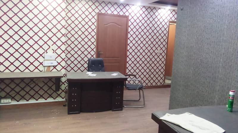 550 Square Feet Corporate Office Affordable For Rent At Gulberg 3 3
