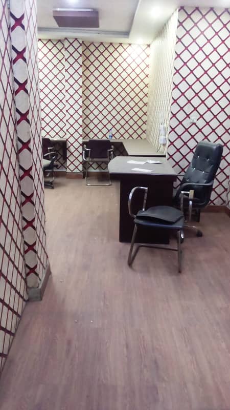 550 Square Feet Corporate Office Affordable For Rent At Gulberg 3 5
