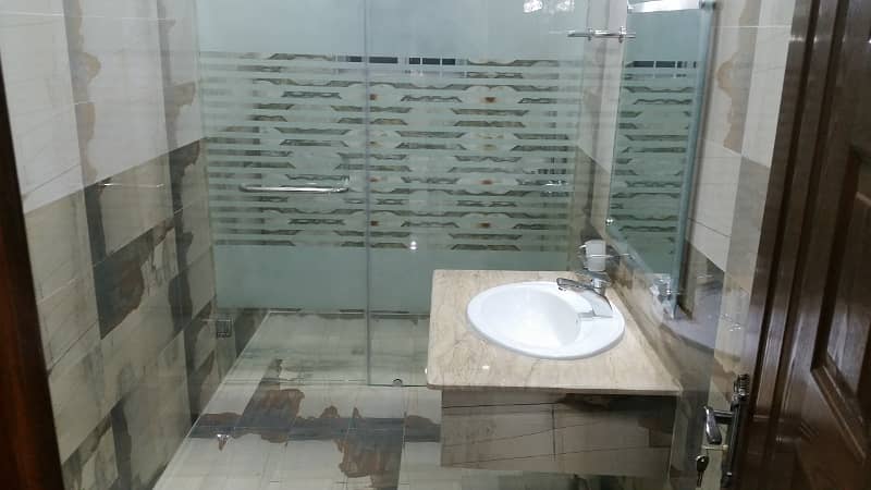 Luxurious Designer 1 Kanal Brand New House For Sale in Bahria Town Lahore 28