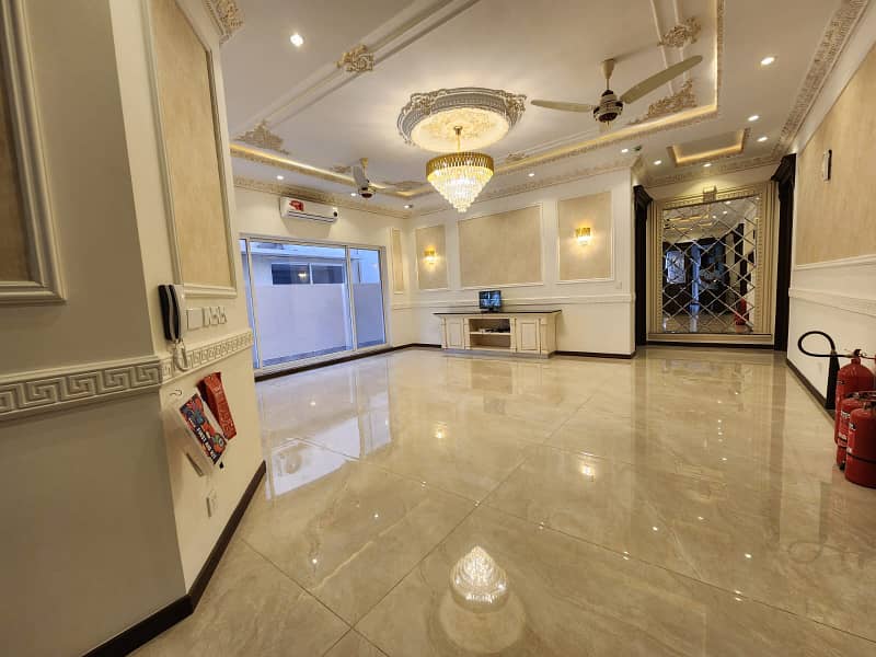 Kanal House Near Park For Rent In DHA Phase 4-gg 0