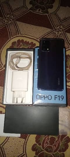 oppo f19 bored died hy baqi original hy box charger condition 9by 10