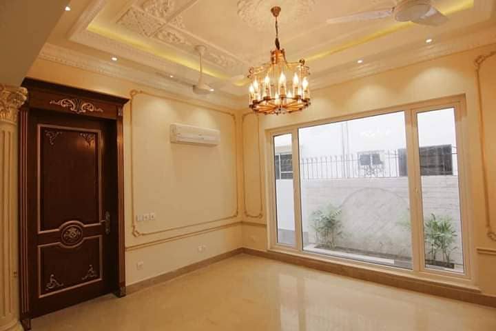 Kanal House Rent In DHA Phase 5 DHA Lahore 2