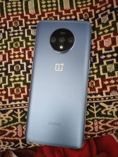 OnePlus 7t 6gb and 128gb