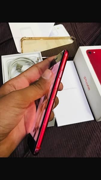 iphone 8 pta approved (64GB) full box not exchange ofer plz 4