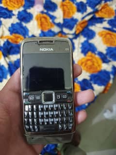 NOKIA E71 UK MODEL FOR NOKIA LOVERS