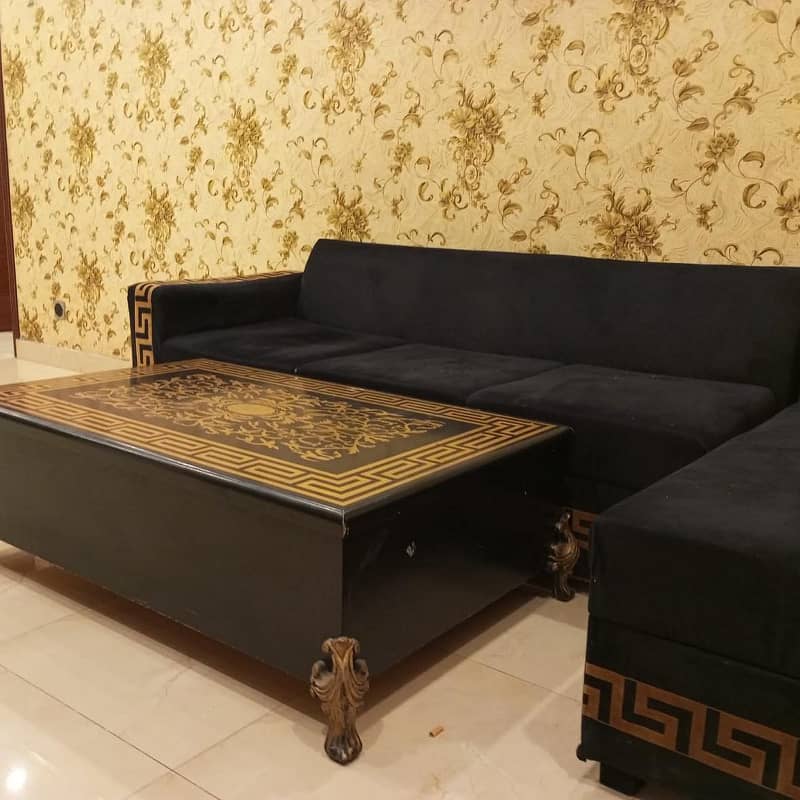 ONE BED APARTMENT FOR RENT IN BAHRIA TOWN LAHORE. 3