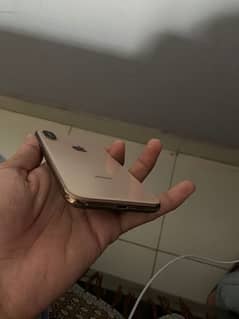 Iphone Xs 4 month sim time 0