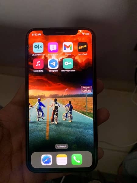 Iphone Xs 4 month sim time 4