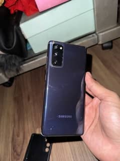 Samsung galaxy s20FE