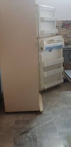 LG REFRIGERATOR