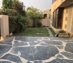 1 Kanal Furnished Upper Portion ( Lower Lock ) In DHA Phase 4 Prime Location