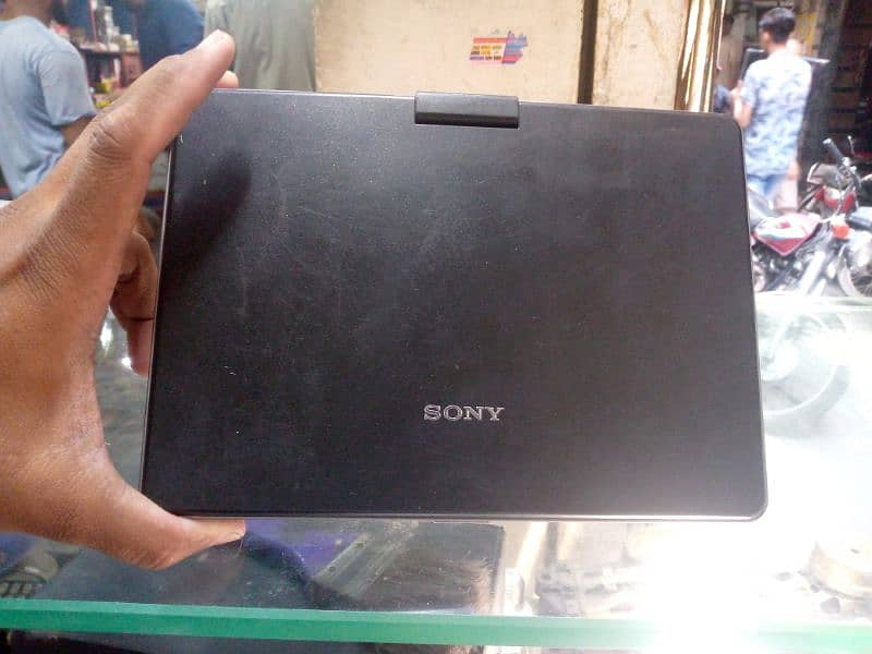 Sony DVD original 9inch portable 1