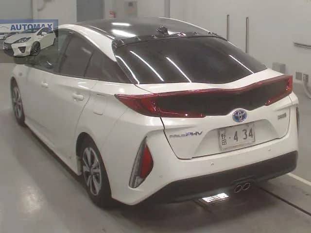 Toyota Prius 2020 4