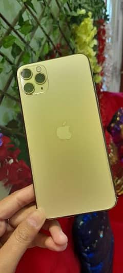 Non PTA Iphone 11 pro max for sale in fully good condition