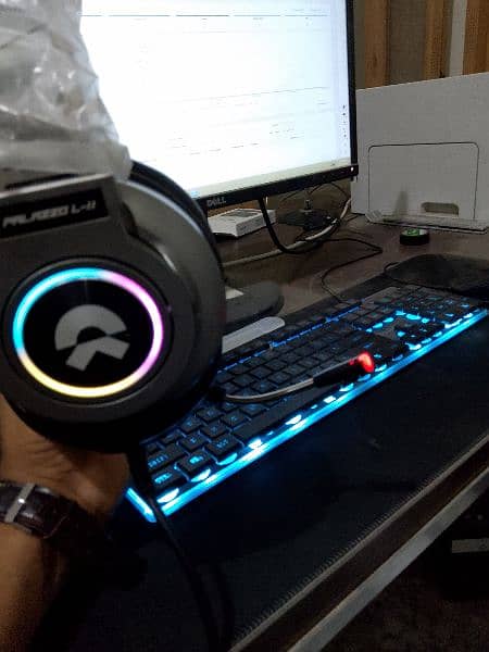 stereo headset gaming with base audio+RGB running lights 5