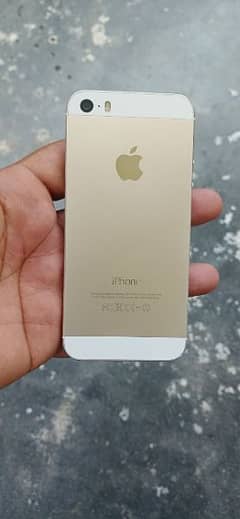 Iphone 5s 32GBNon PTACash On Delivery Available