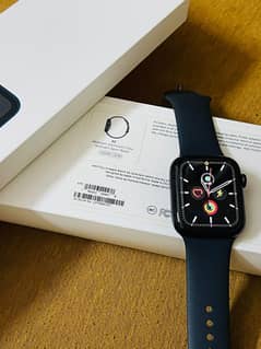 Apple Watch SE (2nd Generation) Active