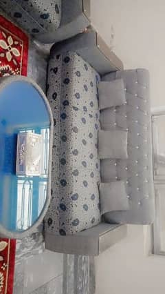 sofa with Table only 1 year use bhot achi condition ma pH. 03495600362
