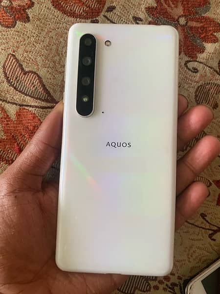 Aquos r5g non pta 0