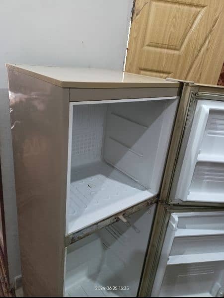 PEL Refrigerator Good Condition 100% Working 3