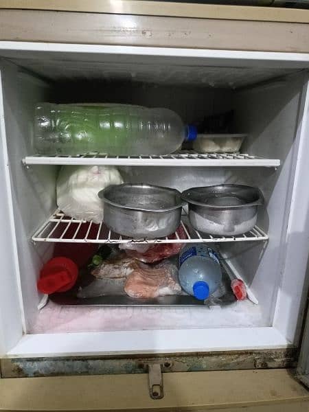 PEL Refrigerator Good Condition 100% Working 8