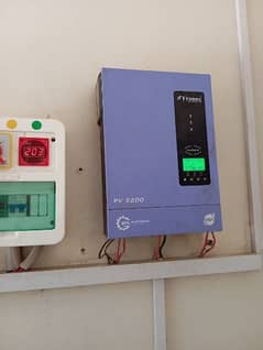 UPS solar inverter PV 3200