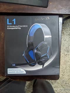 L1 Professional gaming headset