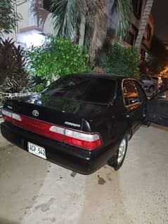 Toyota Corolla XE 2000