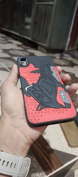 Used IPhone Xs Max Cases 3