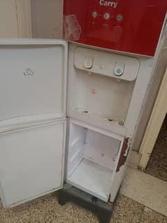 Carry water dispenser Good condition