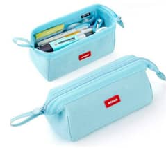 students pouches