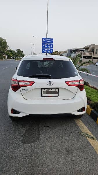 Toyota Vitz 2018 1