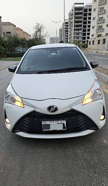 Toyota Vitz 2018 17