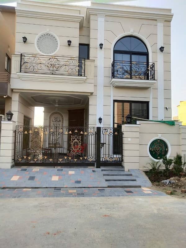 Amazing Modern 5 Marla Brand New House For Rent in DHA 9 Town Block B 29