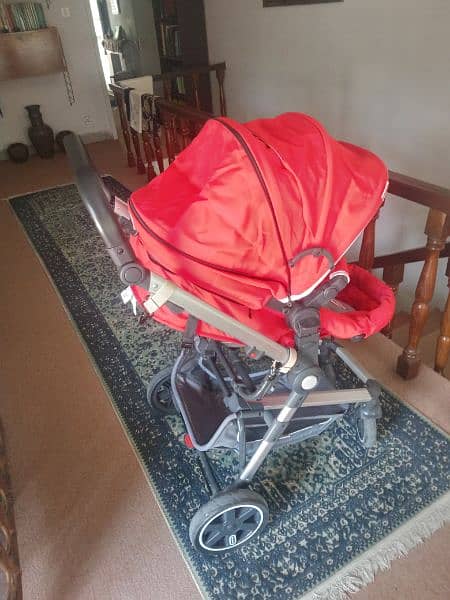 Stroller detail:

Tiny Tikes 3 in 1 stroller. Gently used. 
. 3