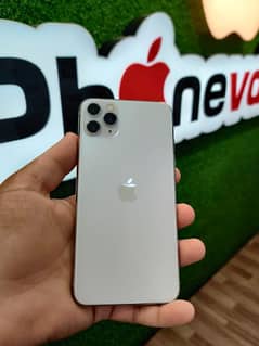 iphone 11 pro max 64/ pta approved