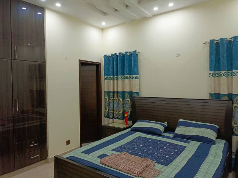 5 farnish flat for rent 1