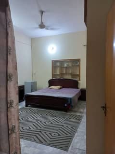 Furnished room available in Gulberg 3 near Xinhua Mall and MM Alam