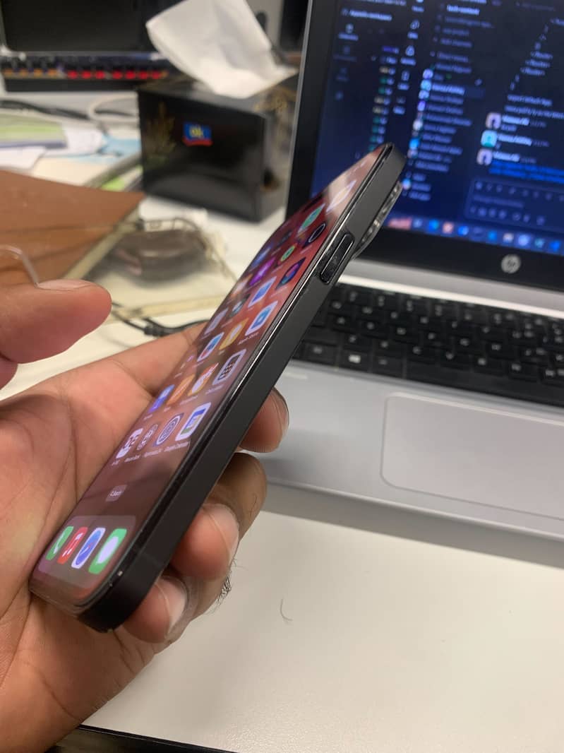 I phone 14 Pro Max 128 GB 4