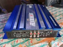 Used Car Amplifier Audio Bose 4 chanel  condition 10 by 10 coluer blu