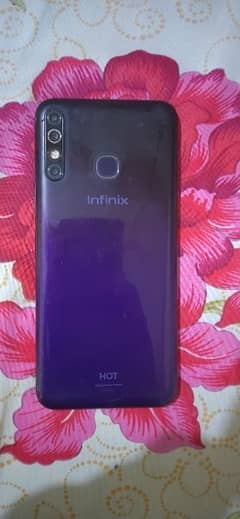 infinix Hot 8 4/64 gb