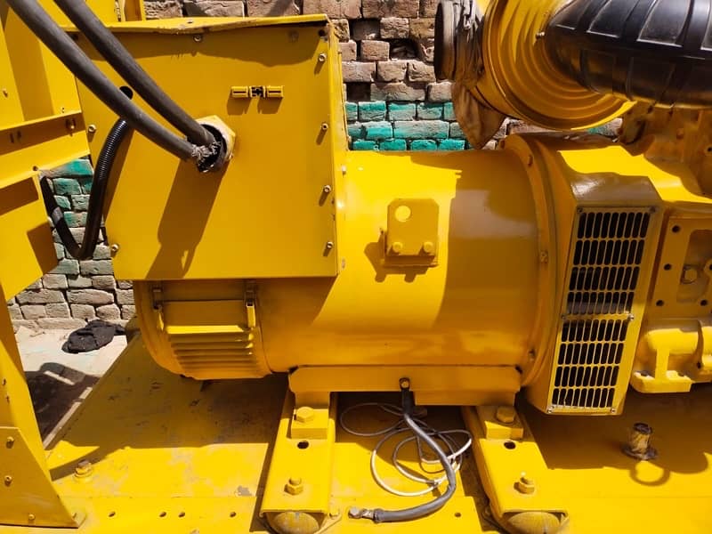 caterpillar generator 260KVA lush condition 4