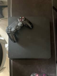 PS4 slim 500GB Good condition