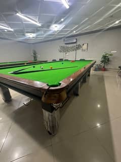 2 SNOOKER TABLE 10/10 condition