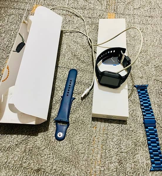 Apple Watch Series 6, 44mm Blue, with 3 straps 3