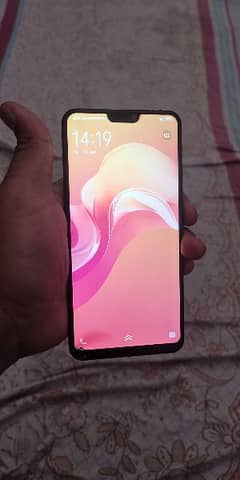 vivo v9 for sale in good condition 4-64 pta approved