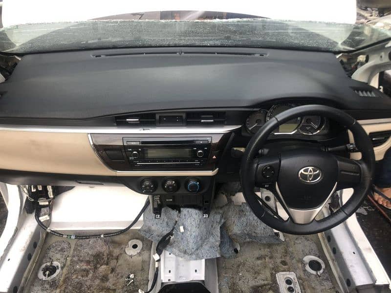 Toyota Corolla Gli , Xli , Grande , Yaris Bonnet , Side Mirror, Fender 4